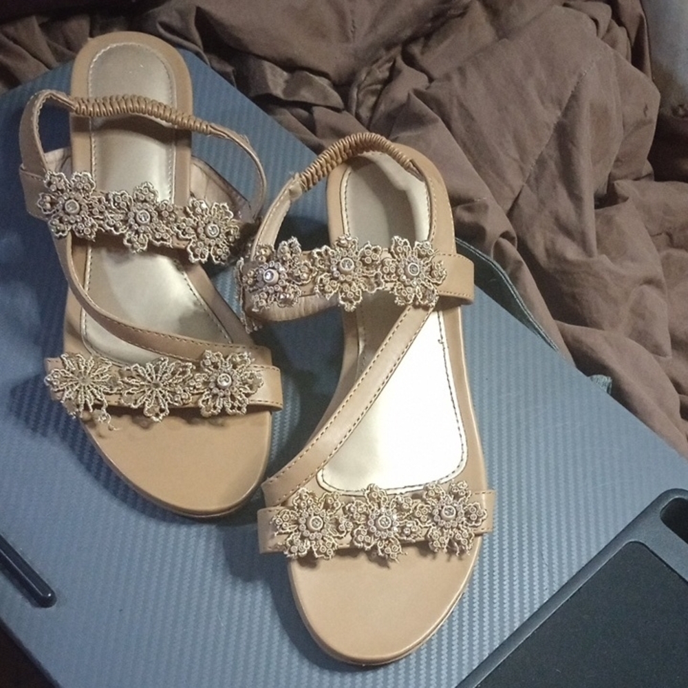 Elegant Tan Floral Women's Sandals